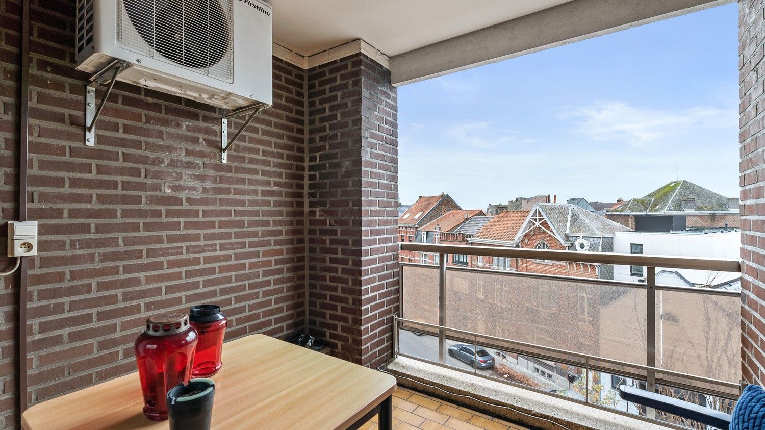 Appartement met 2 slaapkamers, kelder en twee ondergrondse autostandplaatsen foto 14