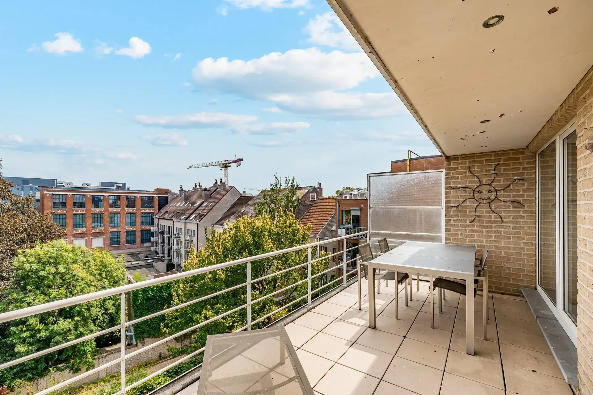 Luxueus duplex appartement van 160 m² met garage, kelder en twee terrassen op toplocatie foto 9