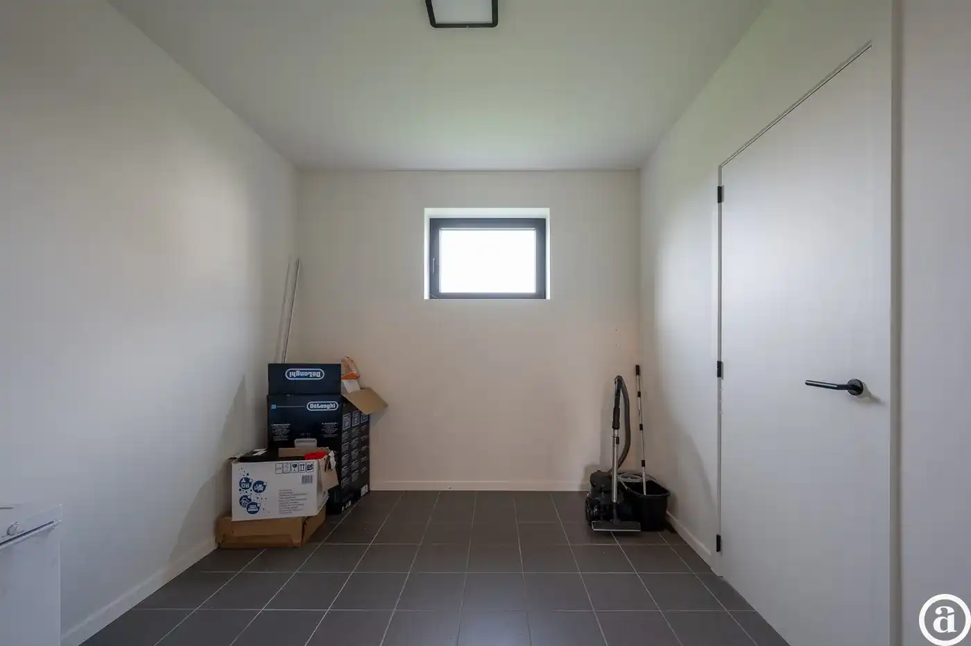 Alleenstaande moderne villa gelegen in een rustige residentiële omgeving te Knokke.  foto 21