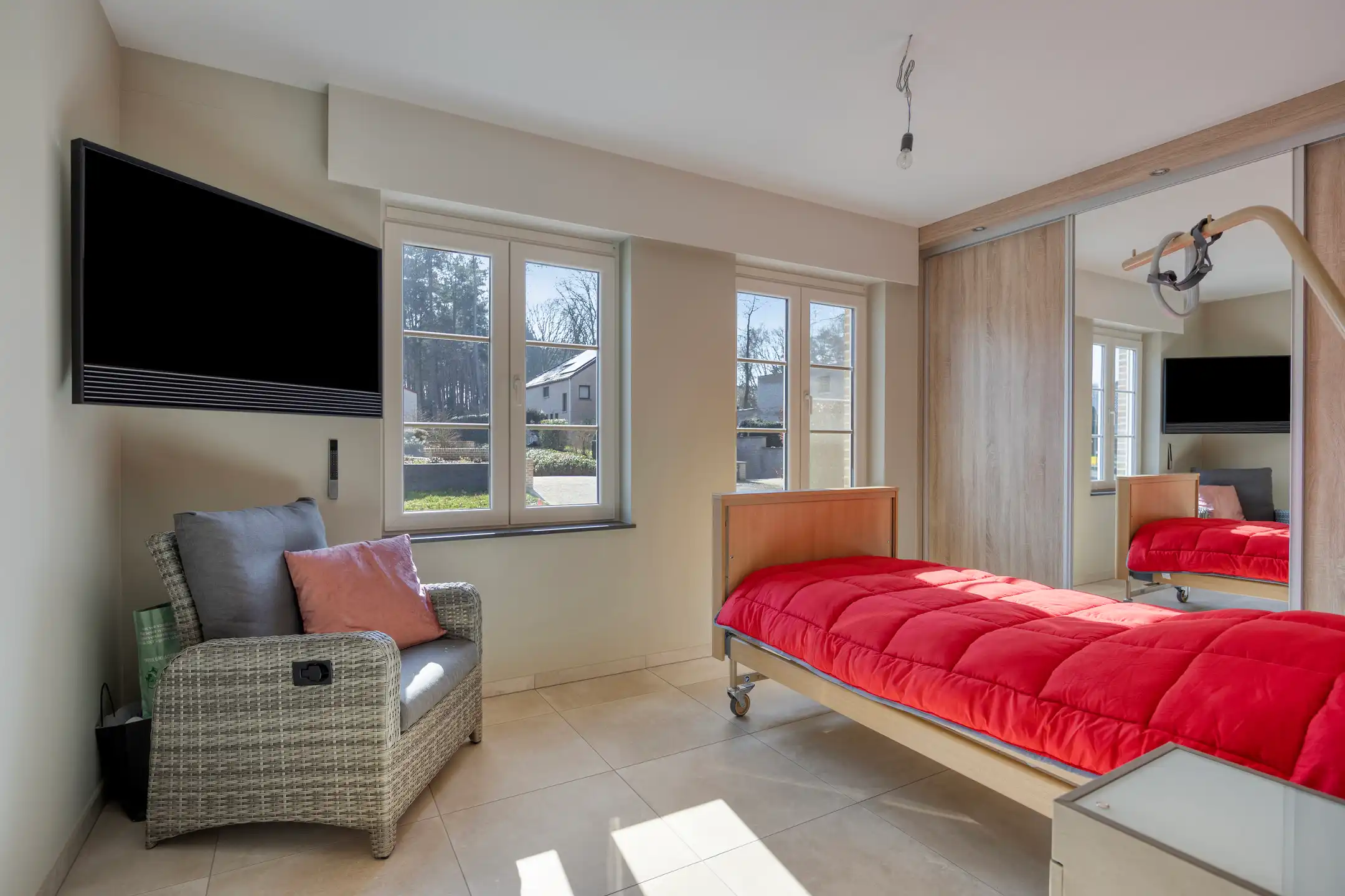 Vrijstaande, ruime villa (314m2) op een perceel van 30 are foto 12