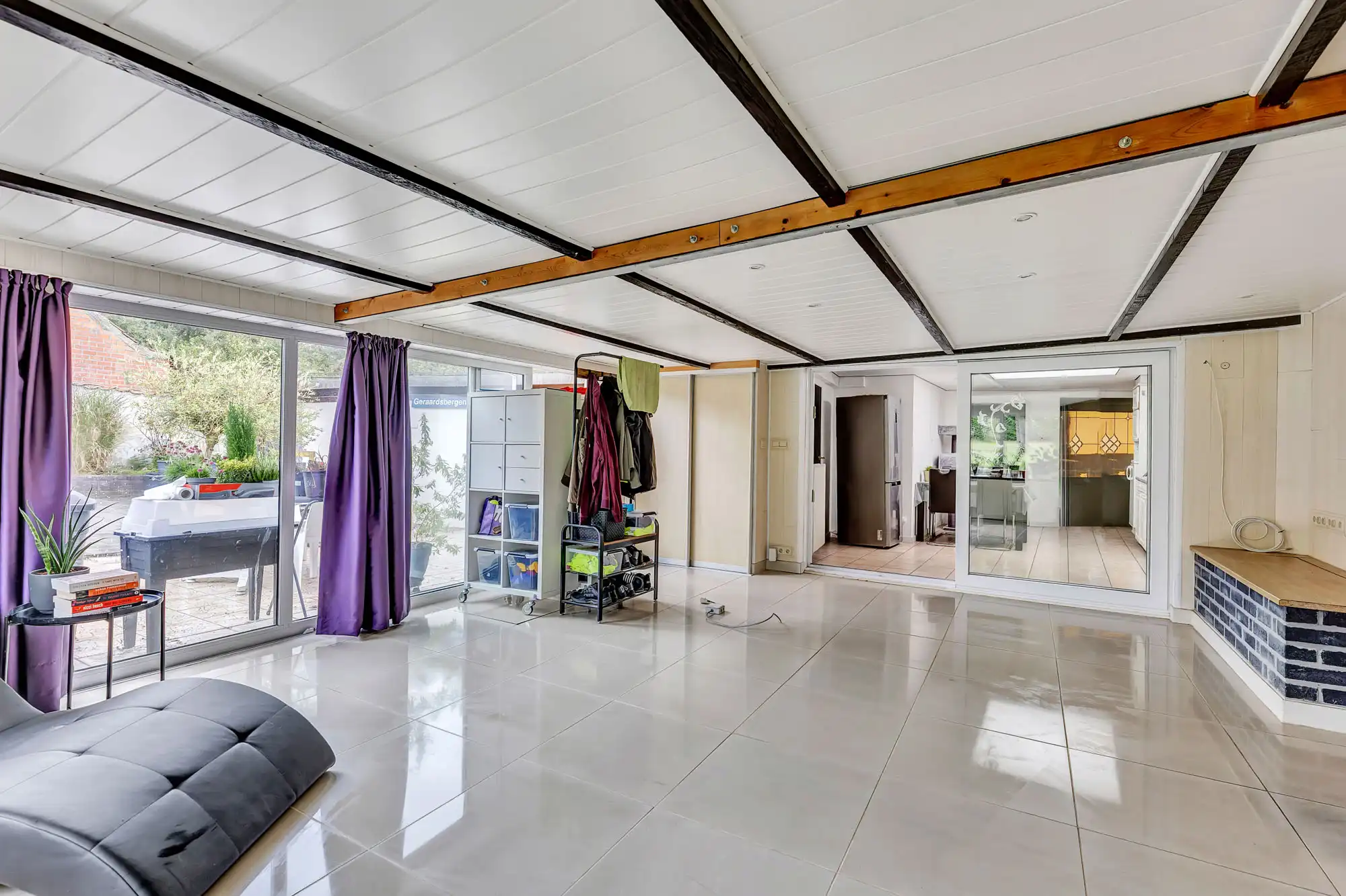 Instapklare woning met ruime garage op groene locatie foto 10