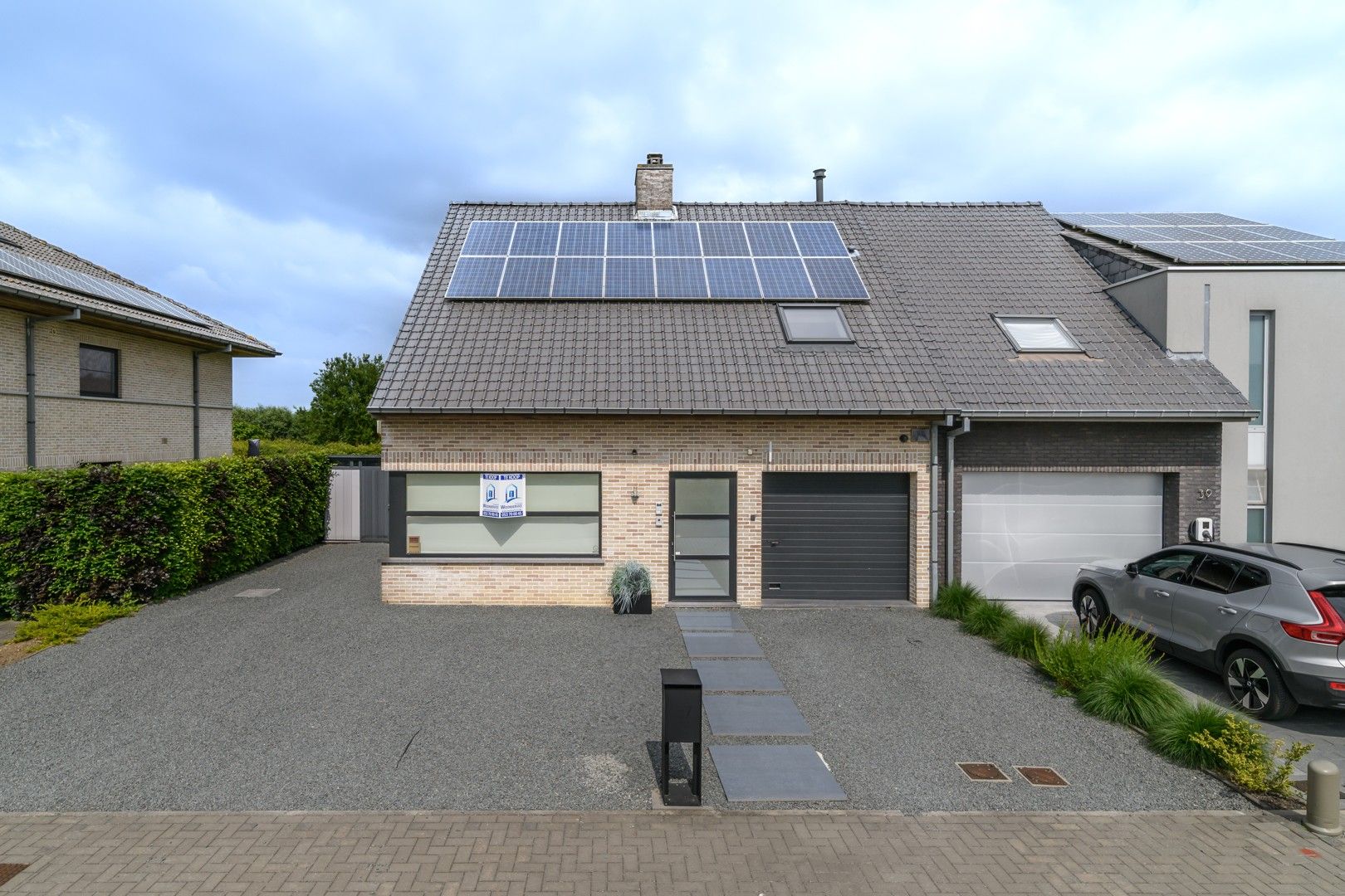 Rustig gelegen gezinswoning met extra woonunit foto 2