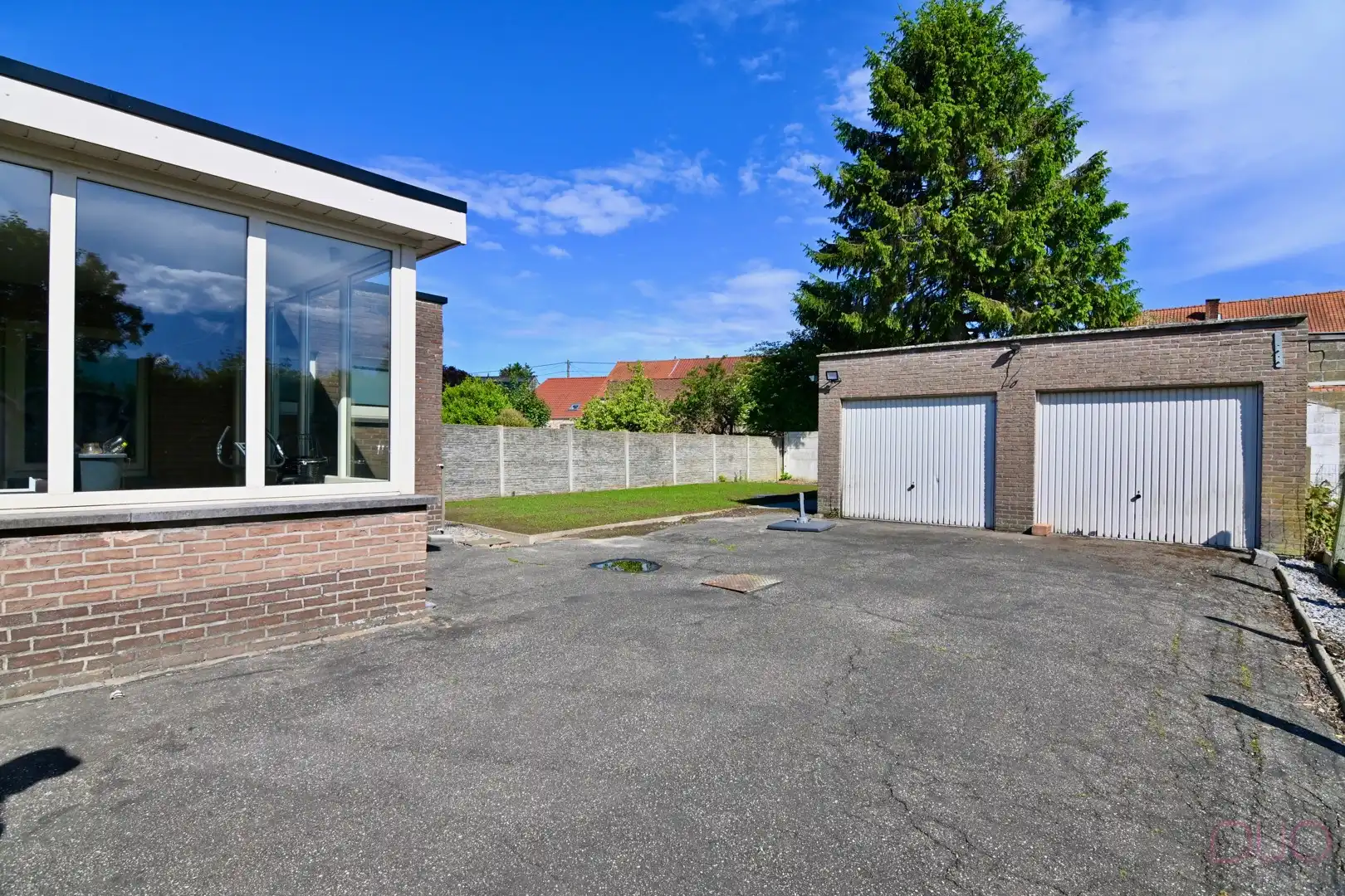 Rustig gelegen gezinswoning met vier slaapkamers en dubbele garage foto 26