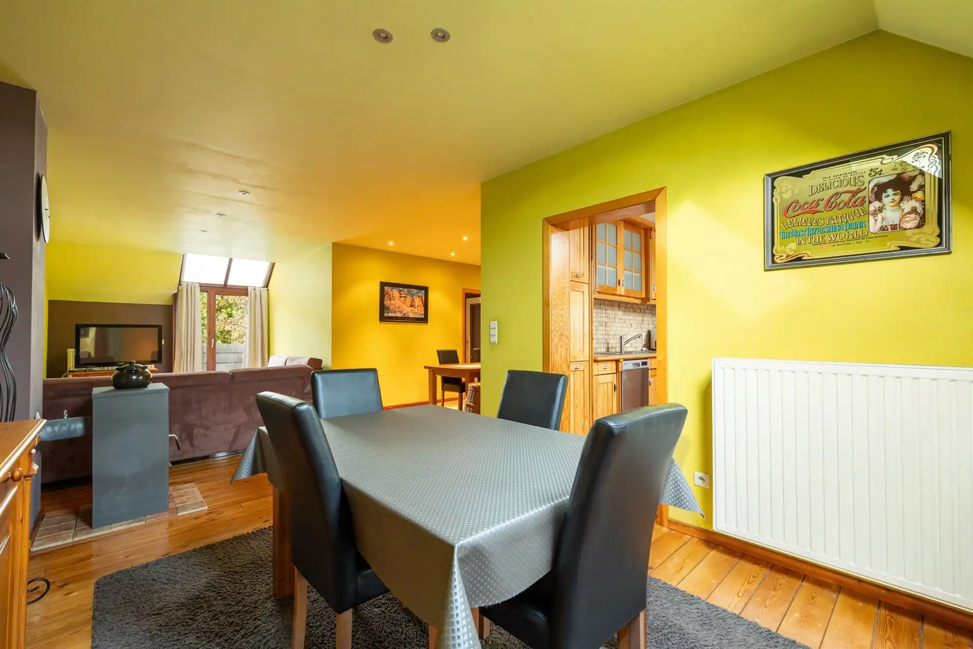 Ruime woonst, polyvalente ruimte, studio en garage foto 5