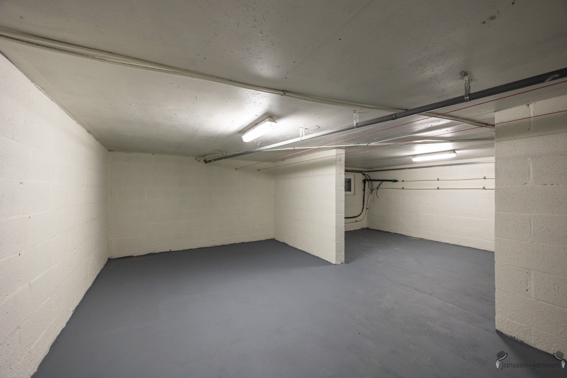 Villa met prachtige uitbouw op een zonovergoten perceel van 3.075 m². foto 21