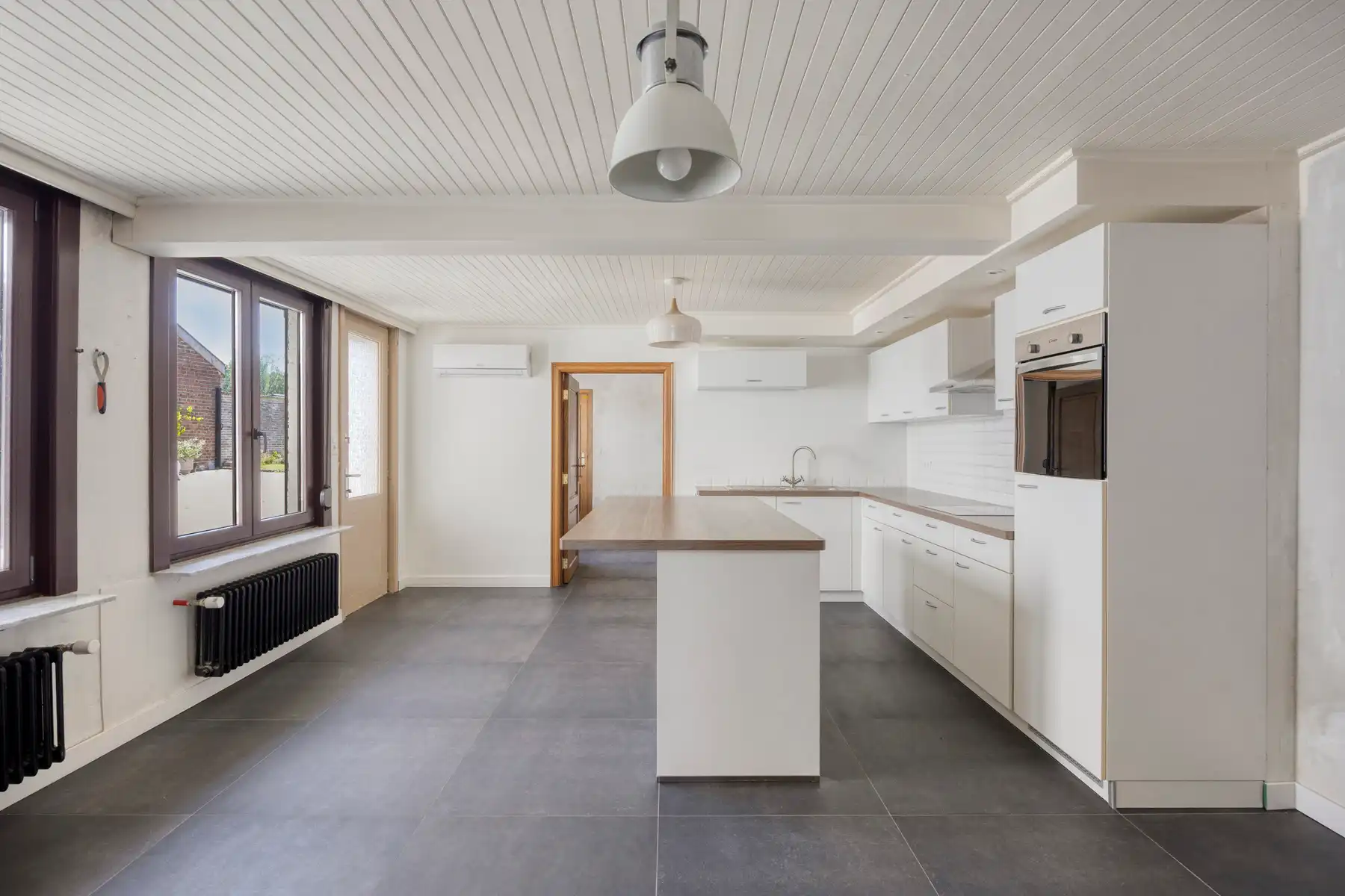 Zeer leuke woning in het dorpscentrum van Nederhasselt foto 6