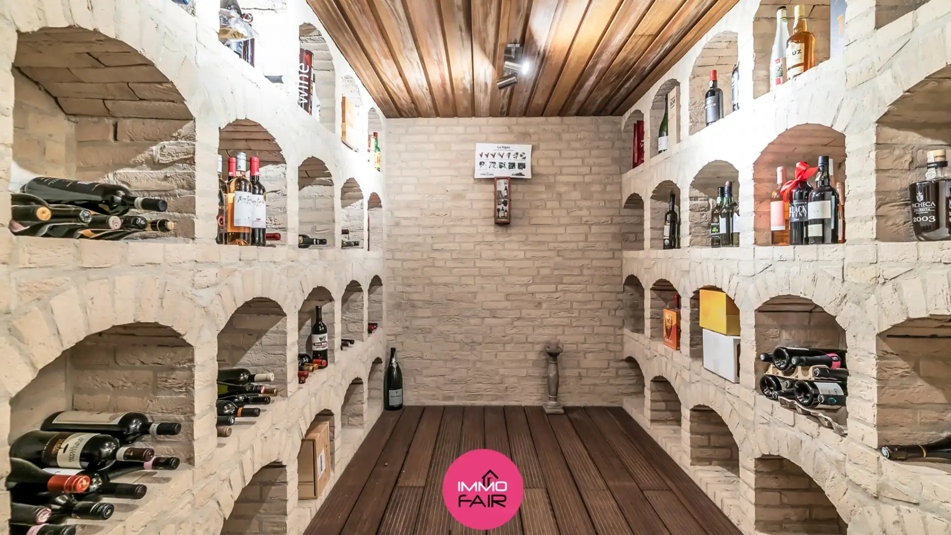 Vrijstaande woning op royaal perceel met panoramisch uitzicht, vlakbij Maastricht foto 21