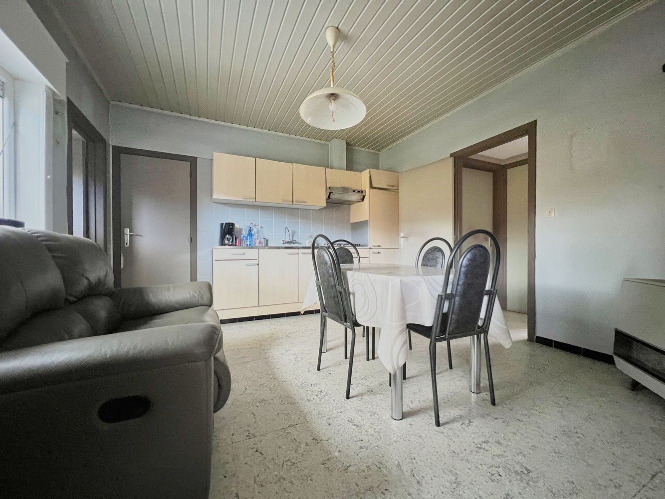 Alleenstaande, lichtrijke gezinswoning met zonnige tuin foto 3