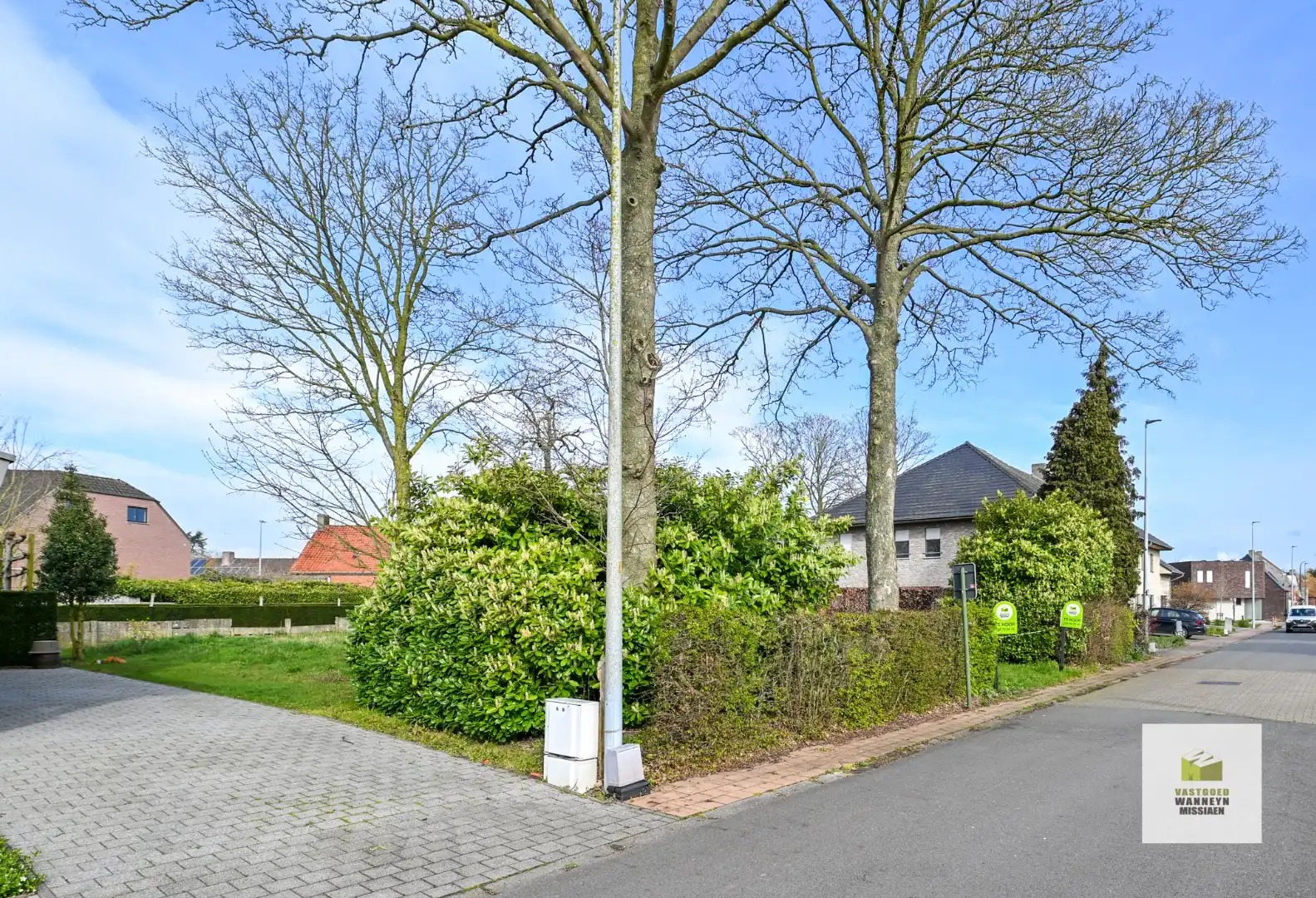 Zeer goed gelegen bouwgrond in centrum Sint-Joris foto {{pictureIndex}}