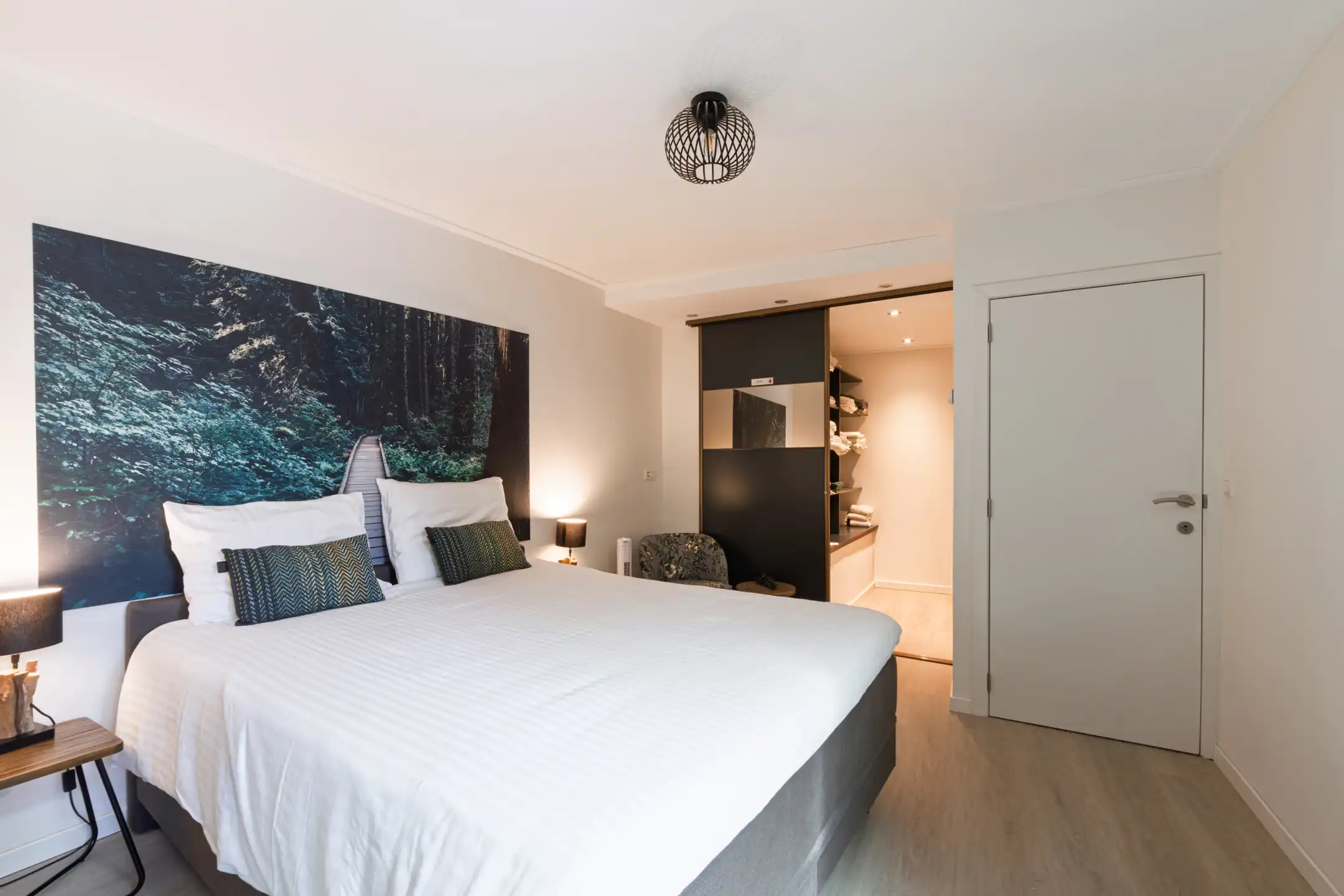 ANTWERPEN CENTRUM - Ruim appartement op de Groenplaats foto 10
