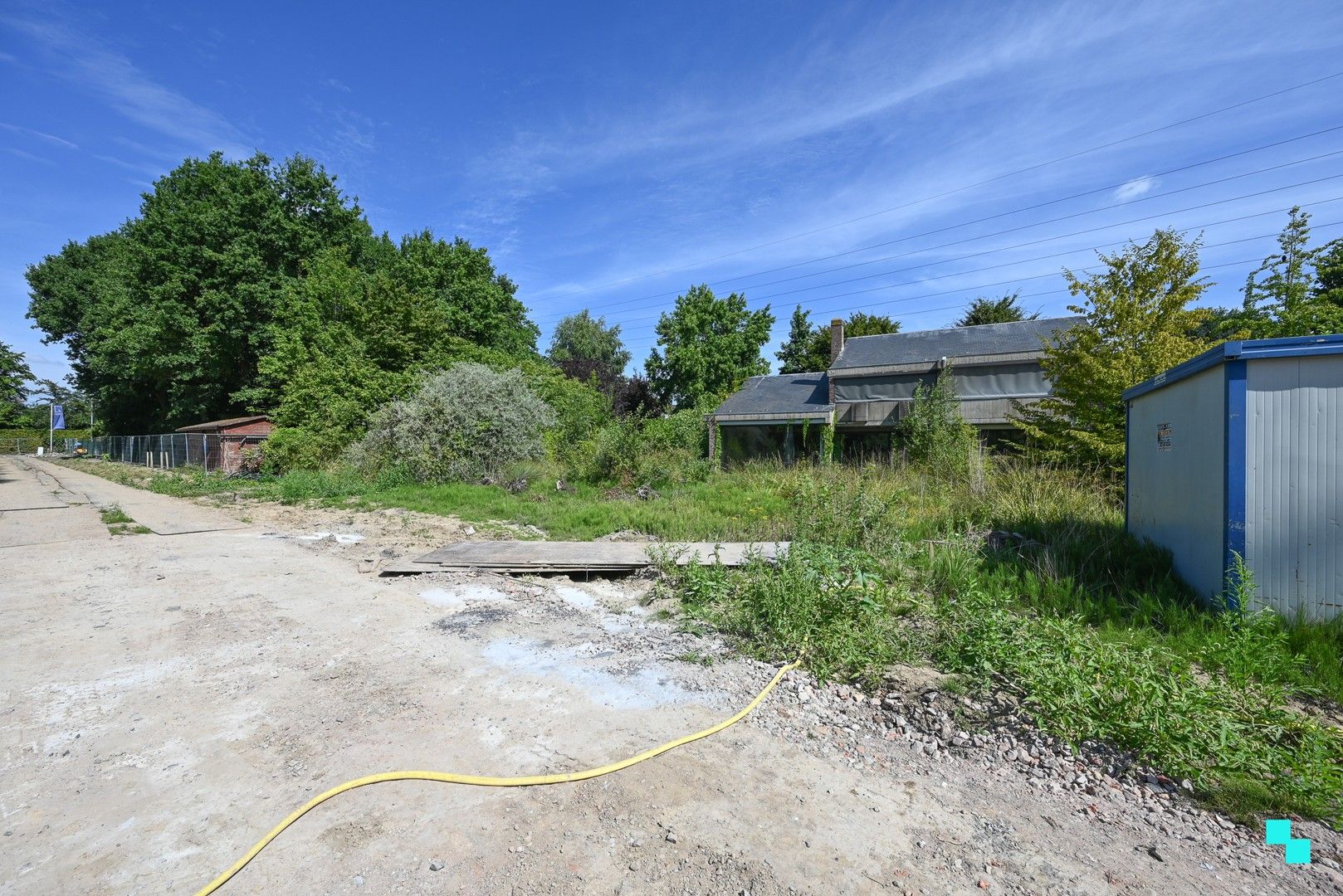 Unieke te renoveren woning / bouwgrond, rustig en groen gelegen te Wallemote foto 5