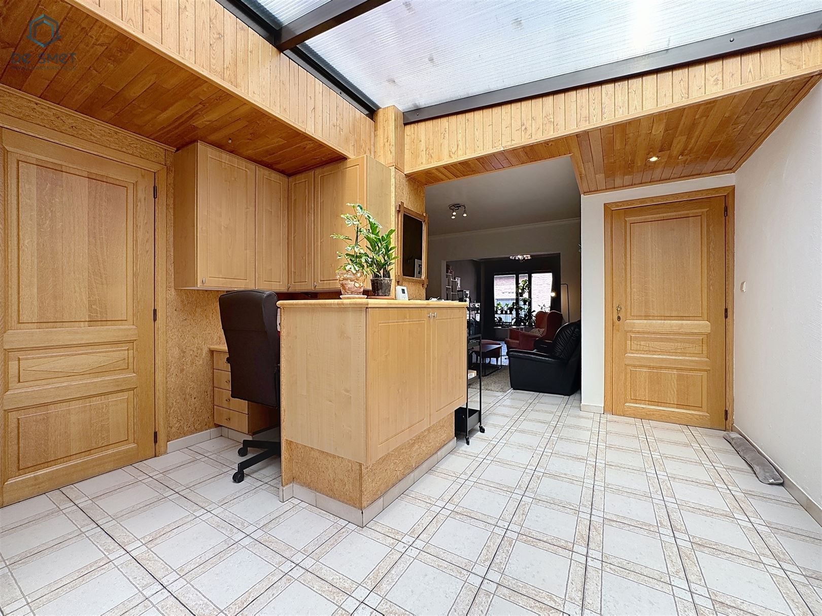 Rustig gelegen ruime woning met 3 slks foto 4