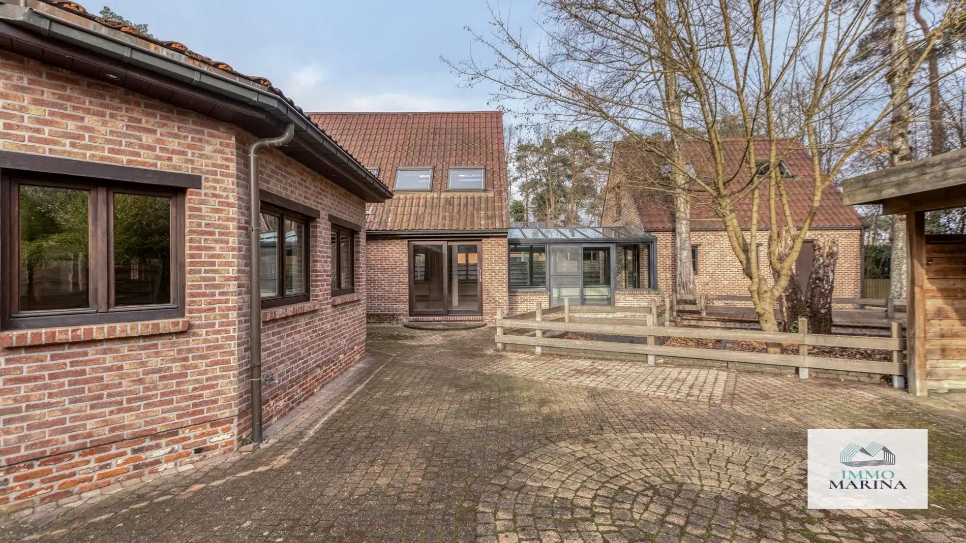 Unieke open bebouwing met 5 slpk op 15 are foto 25