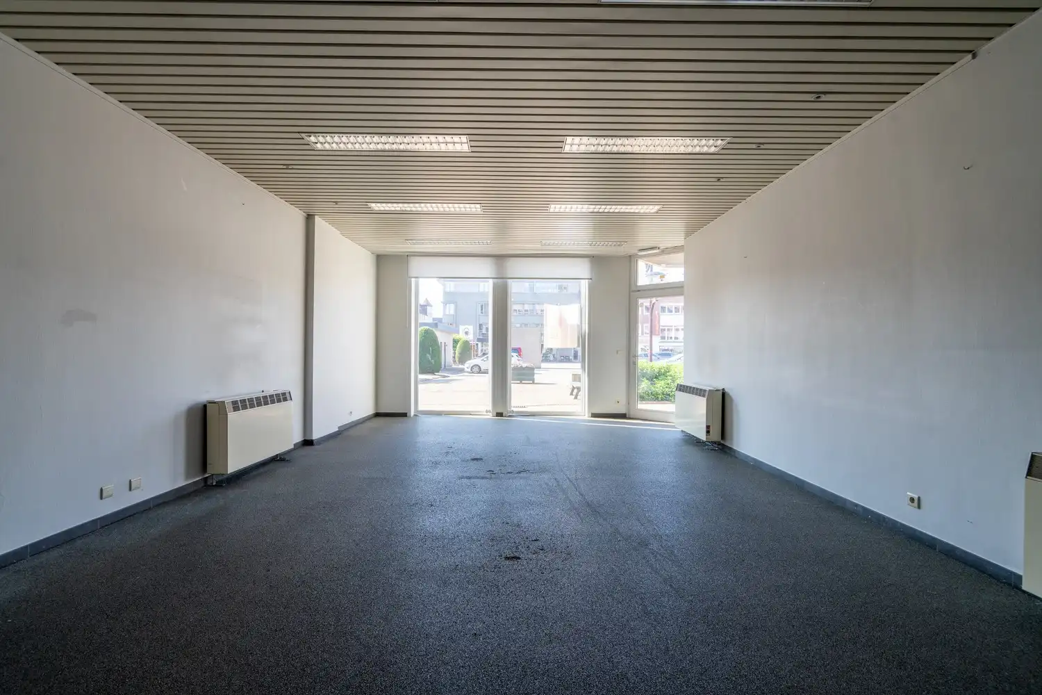 HANDELSRUIMTE CENTRUM VEURNE foto 3