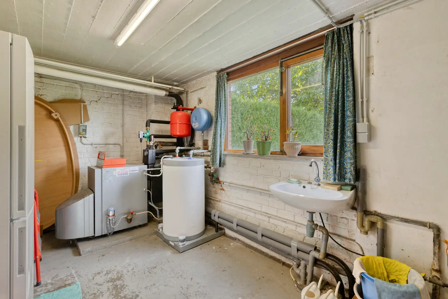 Landelijk gelegen woning in Baardegem met tuin en garage foto 12