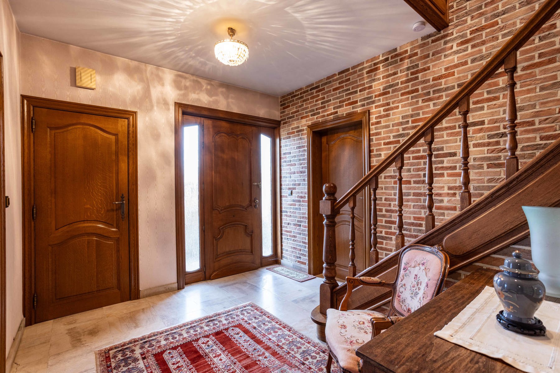 Solide open bebouwing op gunstige ligging. foto 5