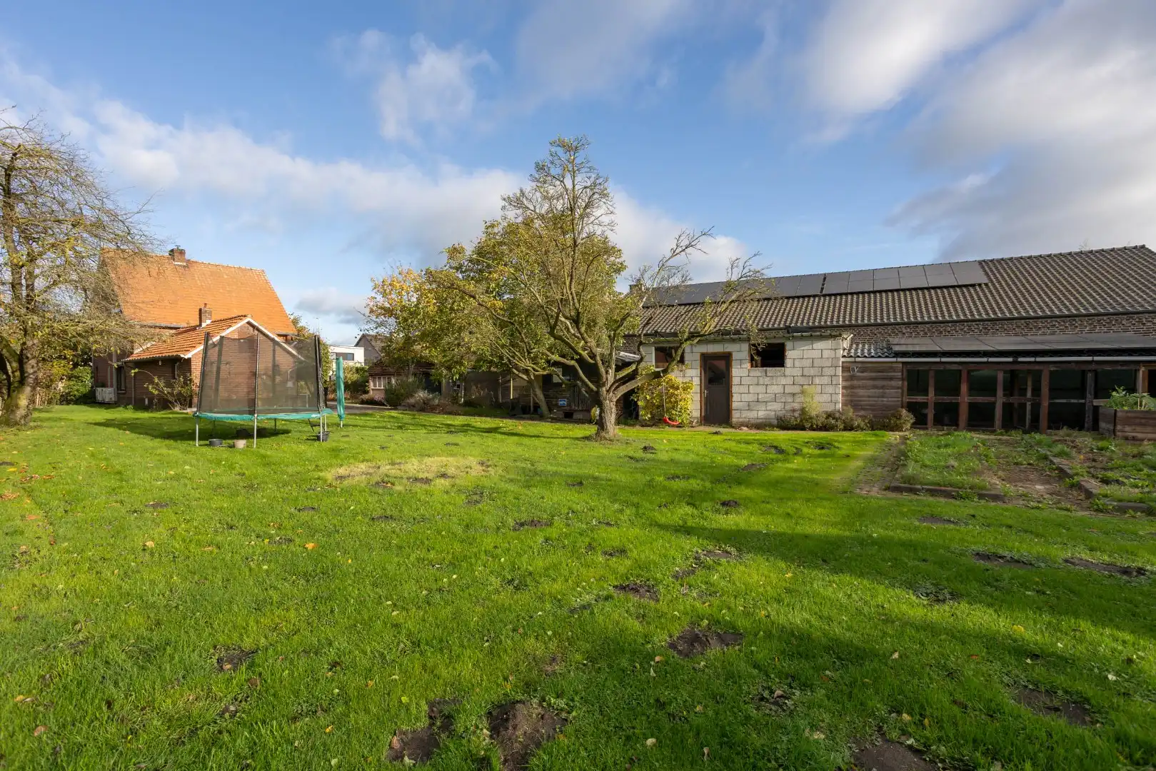 Vrijstaande woning met prachtige groene ligging te koop! foto 24