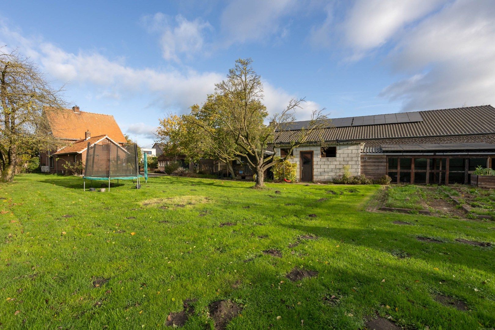 Vrijstaande woning met prachtige groene ligging te koop! foto 24