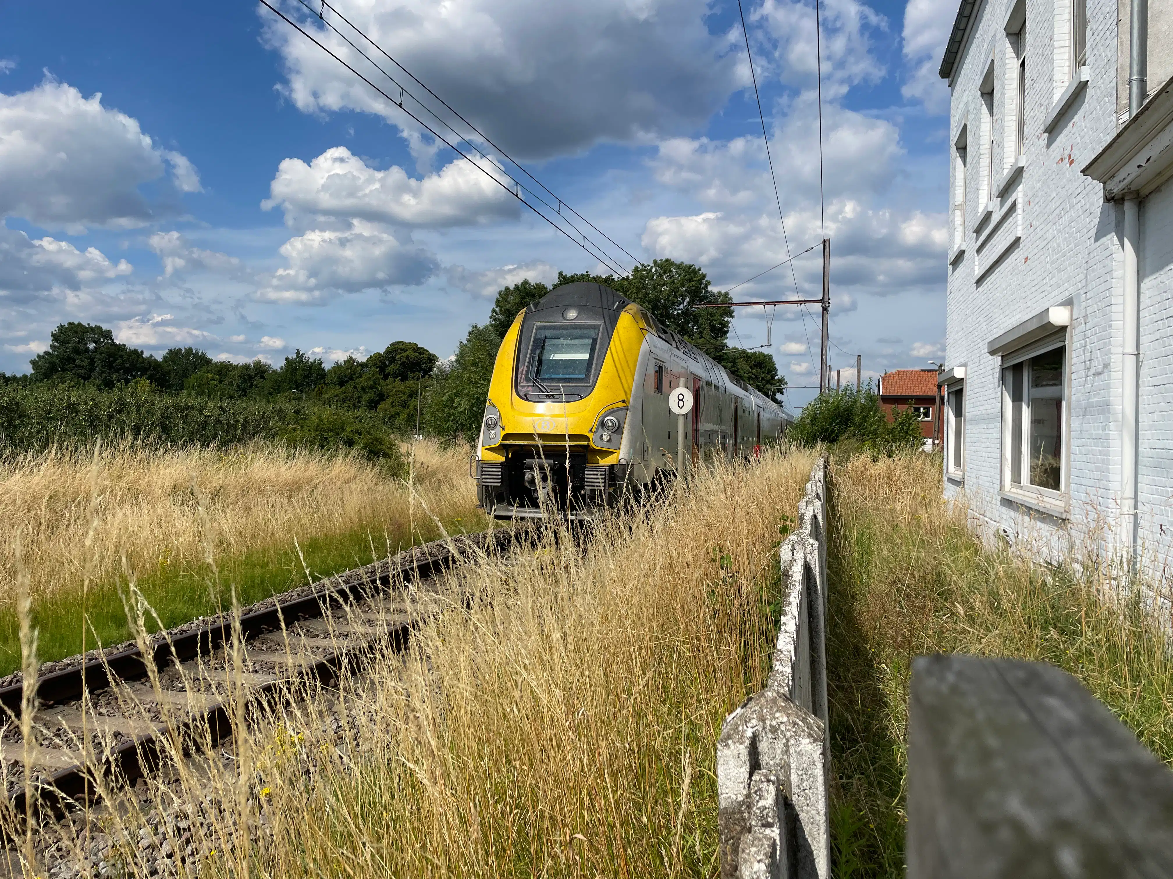 Authentiek stationspand in het landelijk Velm. foto 26