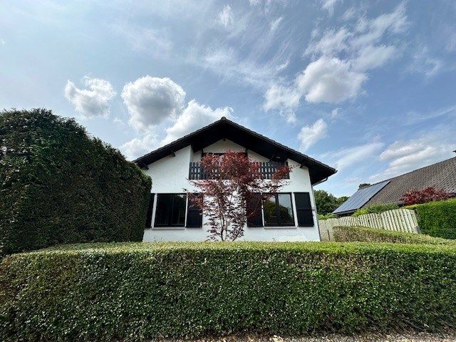 Verzorgde woning met 2 slaapkamers en tuin in Lanklaar. foto {{pictureIndex}}