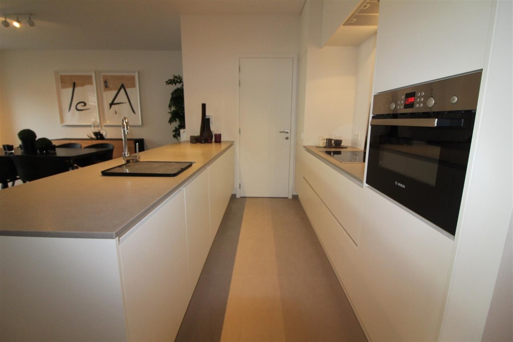 Luxueus appartement op residentiële ligging foto 9