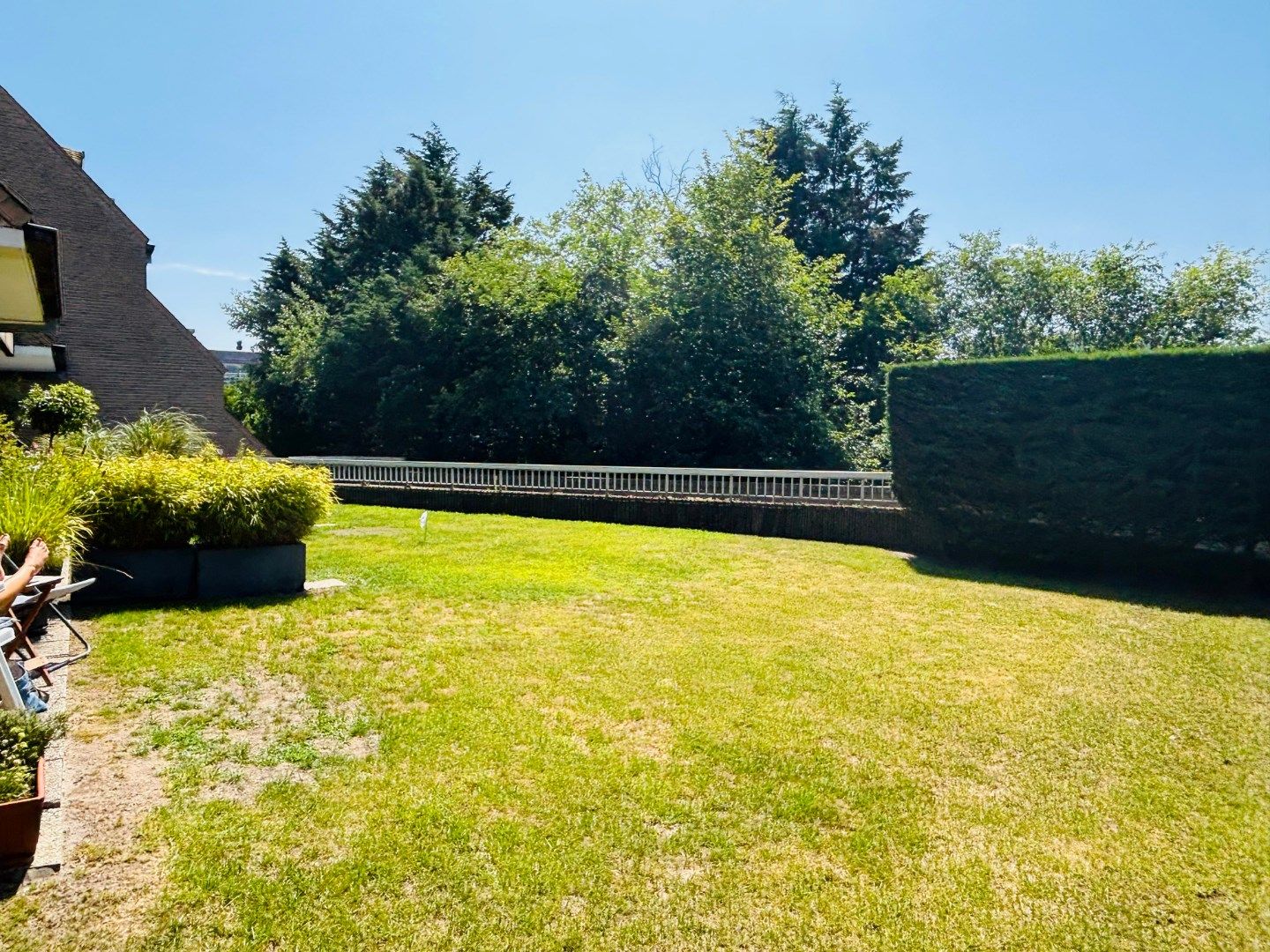 INSTAPKLAAR GEZELLIG APPARTEMENT MET ZONNIGE TERRAS EN TUIN foto 16