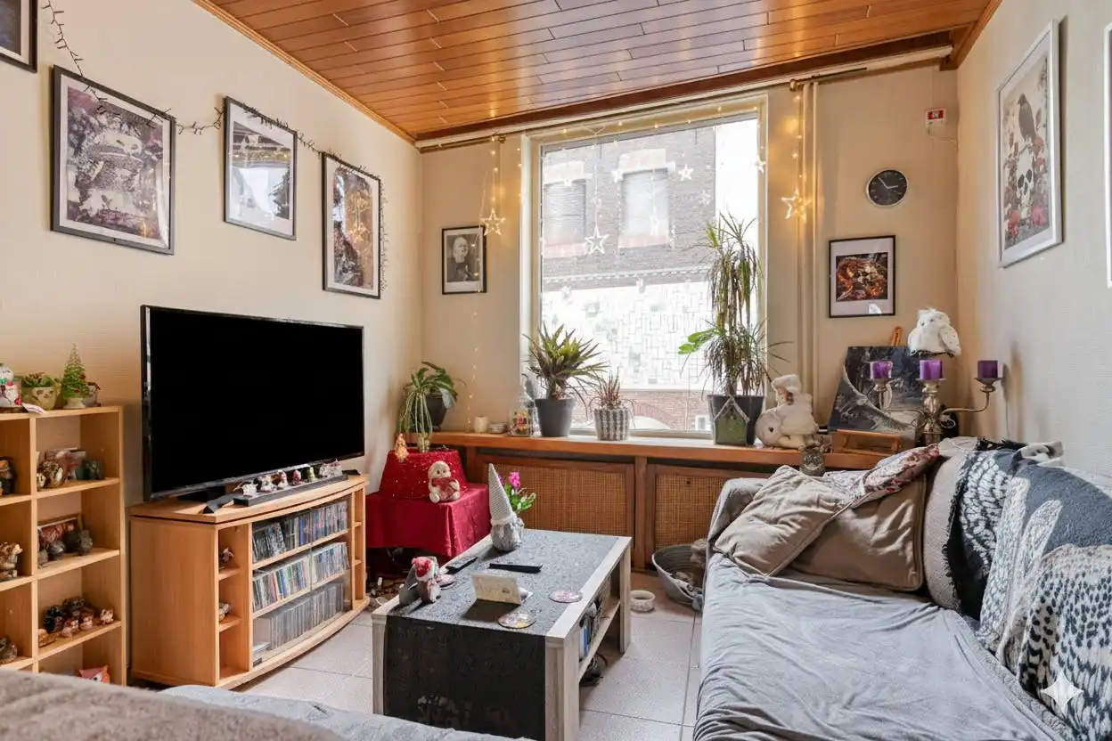 Instapklaar huis te koop nabij het centrum van Izegem. foto 3