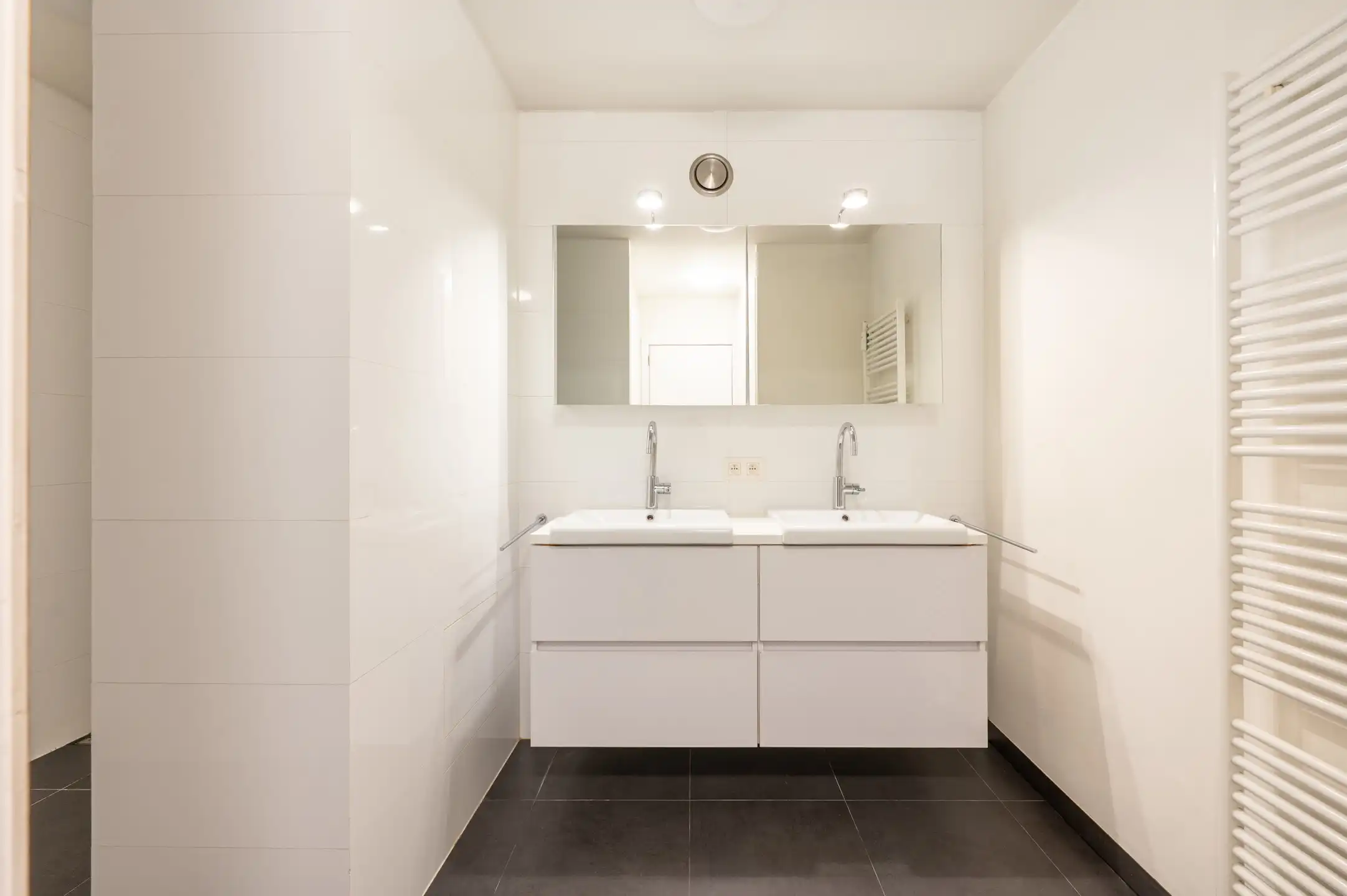 Ruim appartement met uniek zicht op KMSKA foto 15