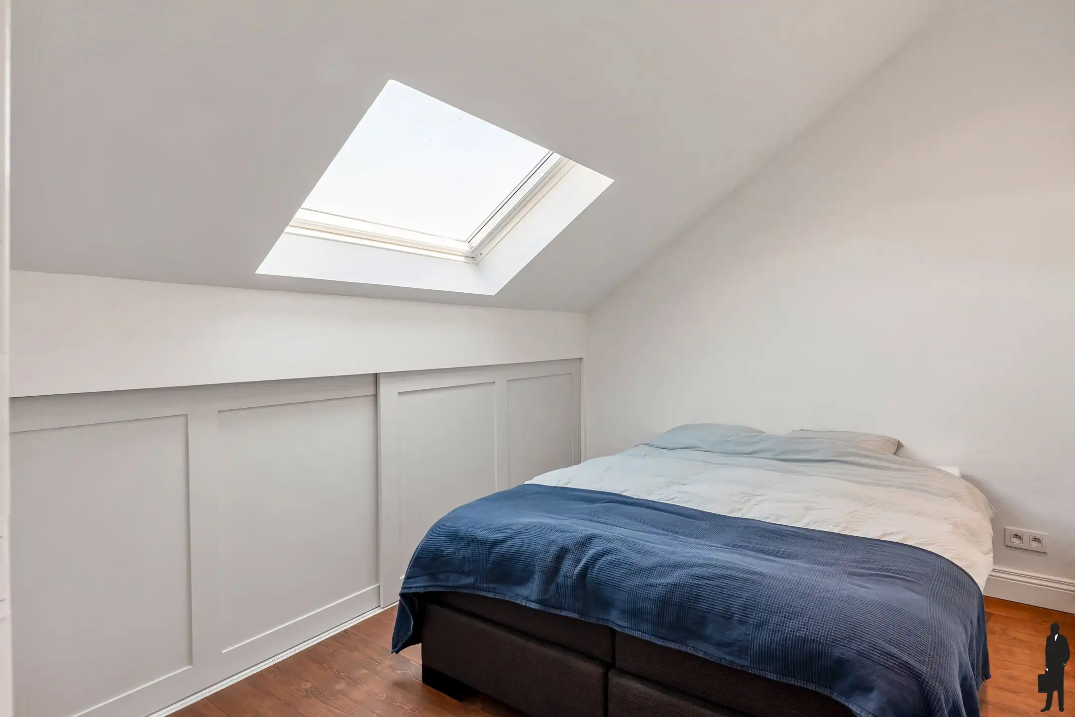 Karaktervolle, volledig gerenoveerde woning met 4 slaapkamers en stadstuin in het hart van Berchem foto 23