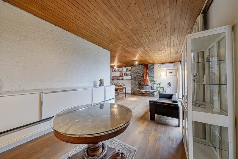 Organische architecten- en kunstenaarswoning foto 8