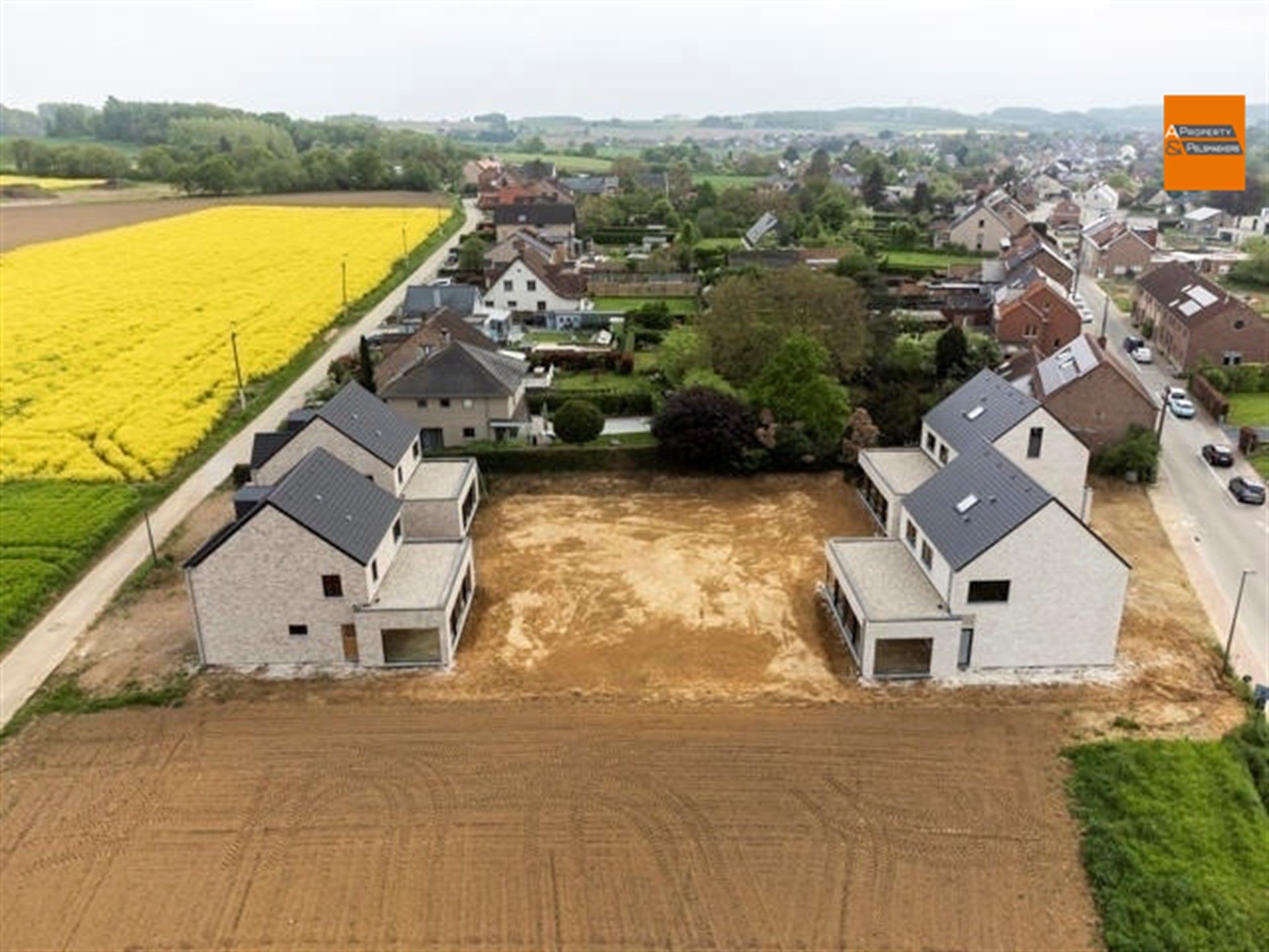 Nieuwbouwwoning met 4 slaapkamers foto 11