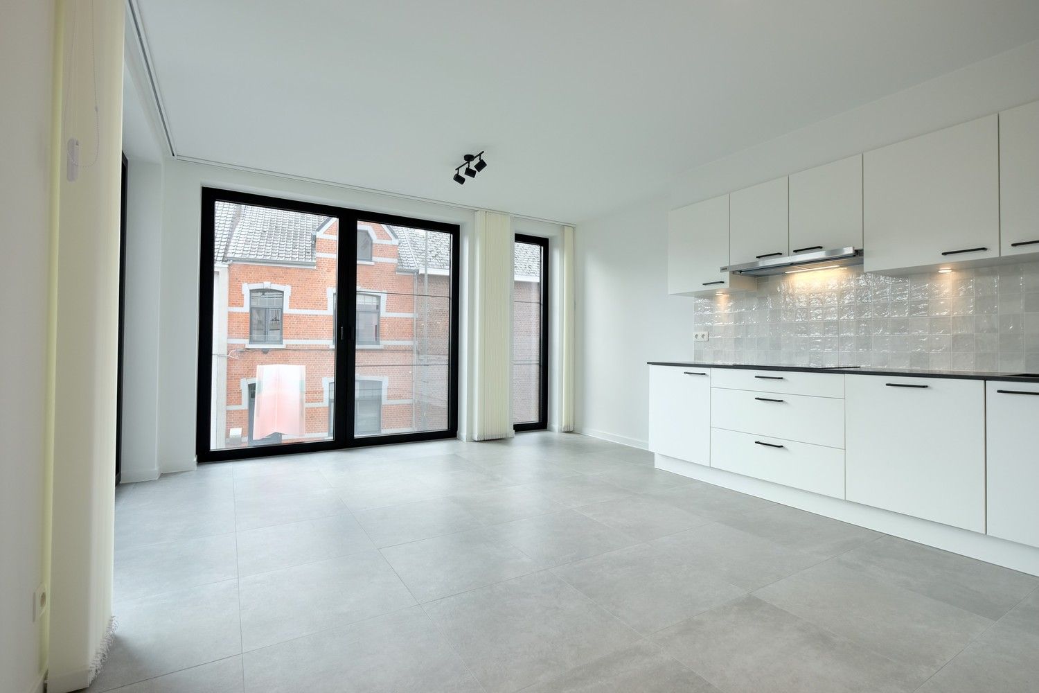 Prachtig nieuwbouw appartement TE HUUR foto 1