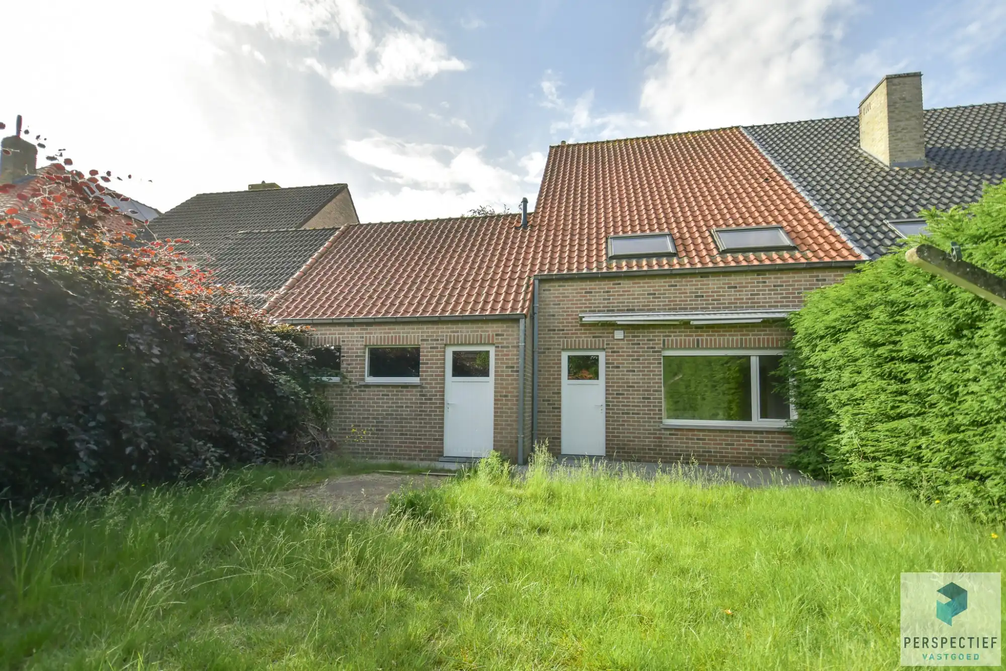 Instapklare GROTE (227m²) halfopen bebouwing (BJ 2001) met 4 slpks, dubbele garage & tuin foto 20