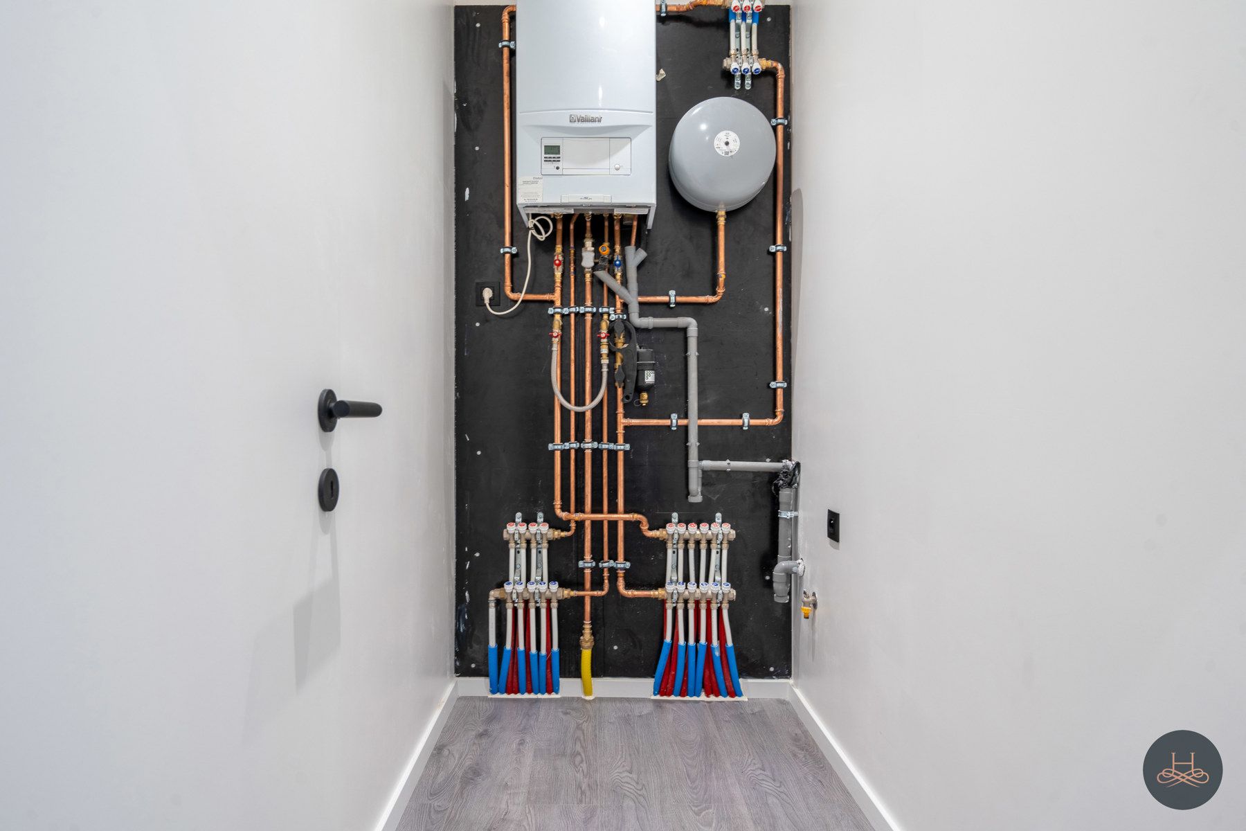 Prachtig gerenoveerde en rustig gelegen tweegevel woning foto 19