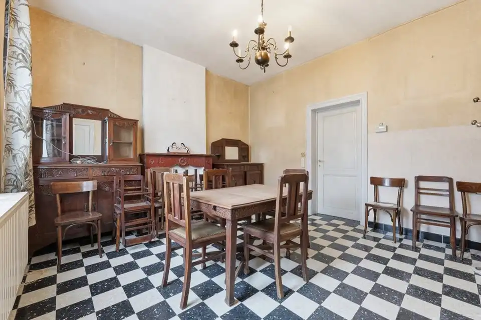 VOLLEDIG TE RENOVEREN WONING IN HEERS foto 9