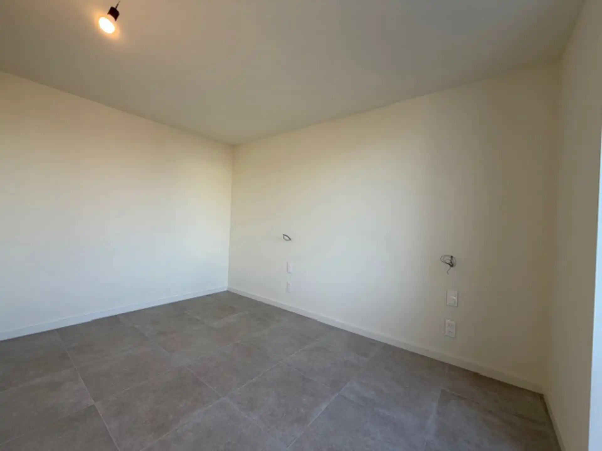 Energiezuinige, nieuwbouw penthouse met twee slaapkamers foto 6