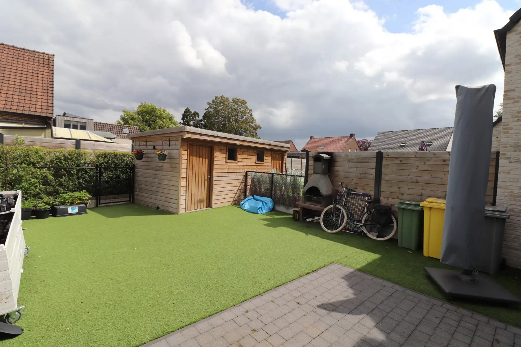BEN-woning met 5 slaapkamers, 2 badkamers, terras met tuin, tuinberging en autostaanplaats. foto 21
