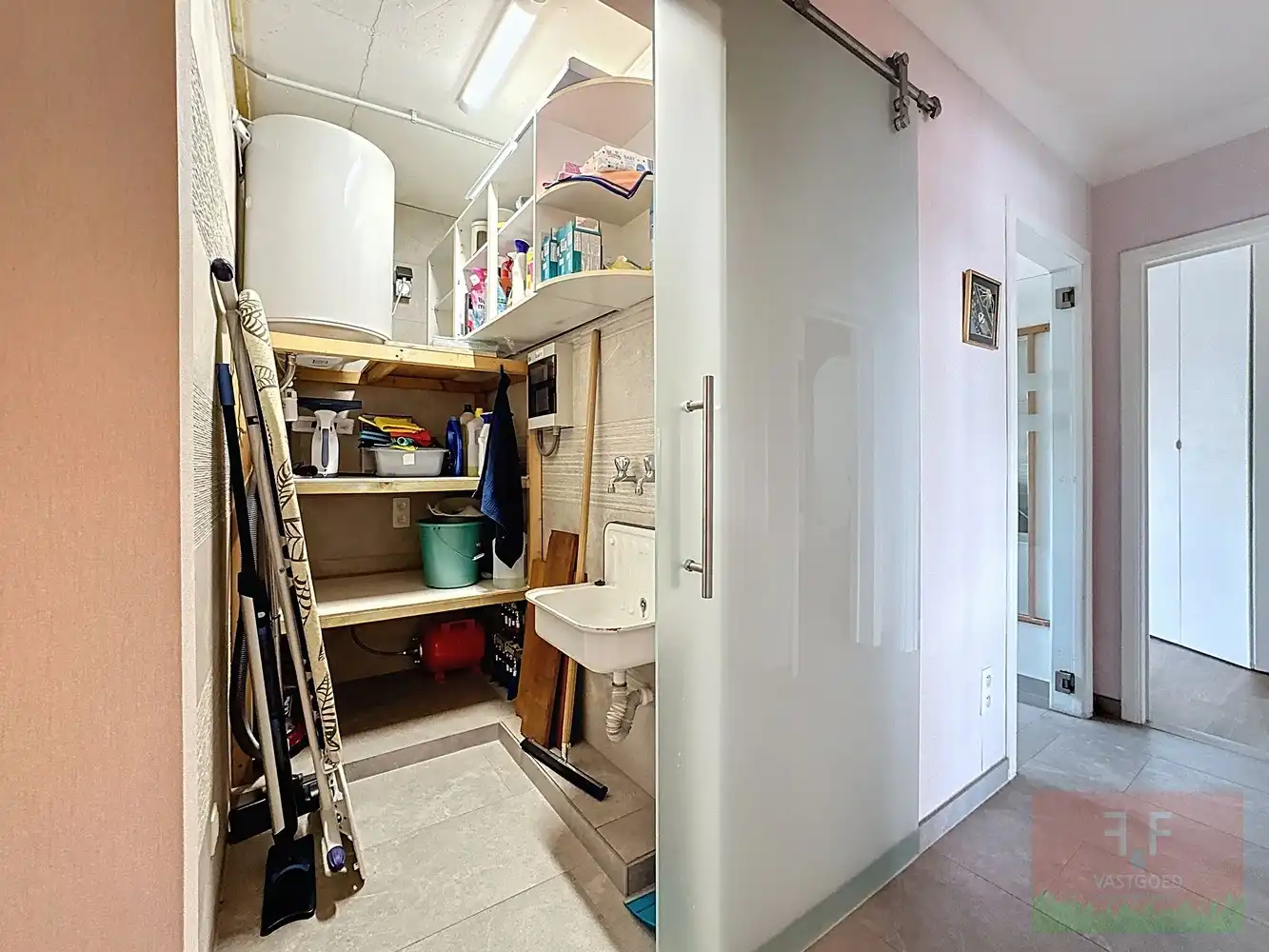 Instapklare en energiezuinige bungalow met 2 slaapkamers, zonneterras en inpandige garage foto 21