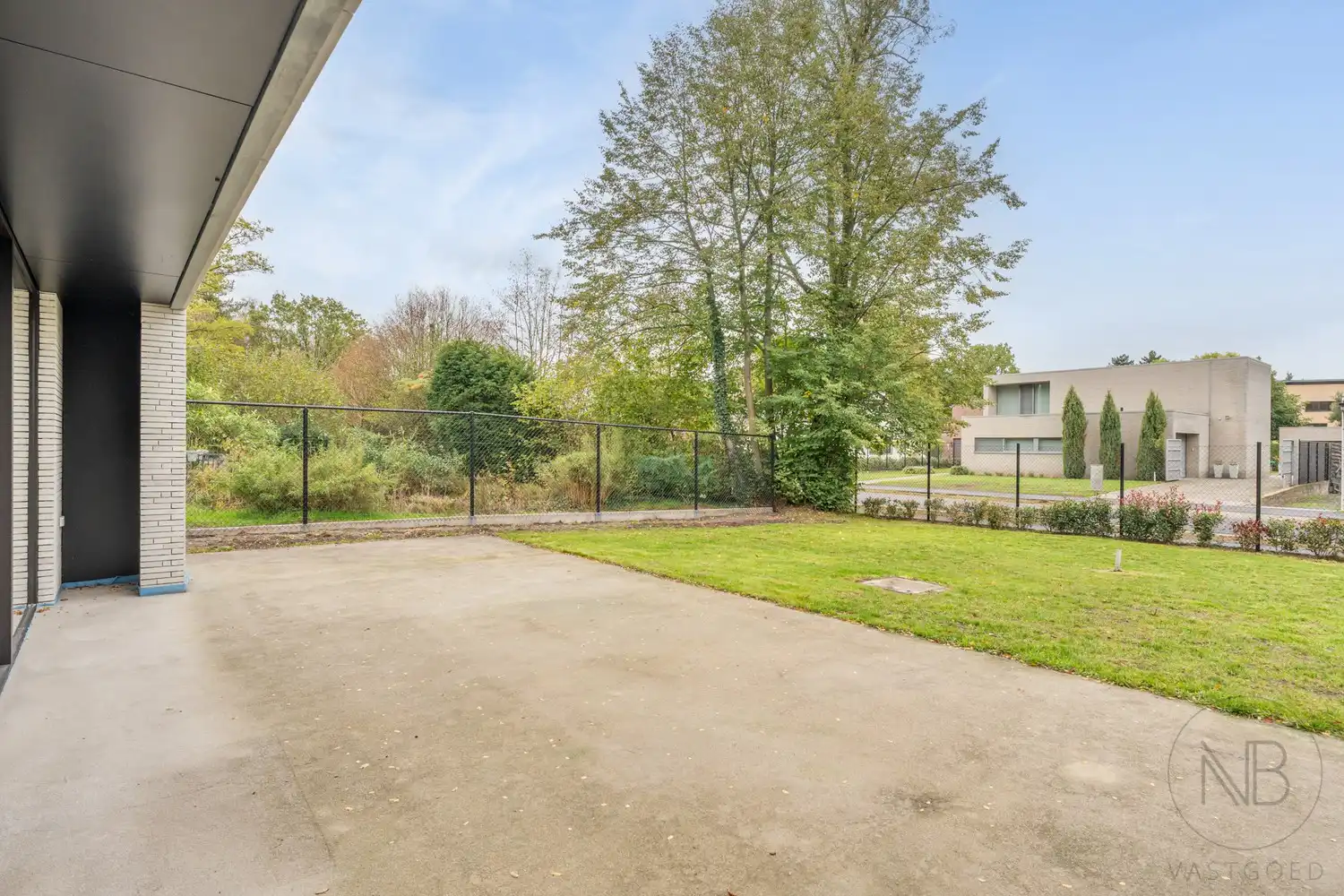 Moderne gelijkvloerse woning in Zonhoven op een perceel van 10a 91ca foto 12