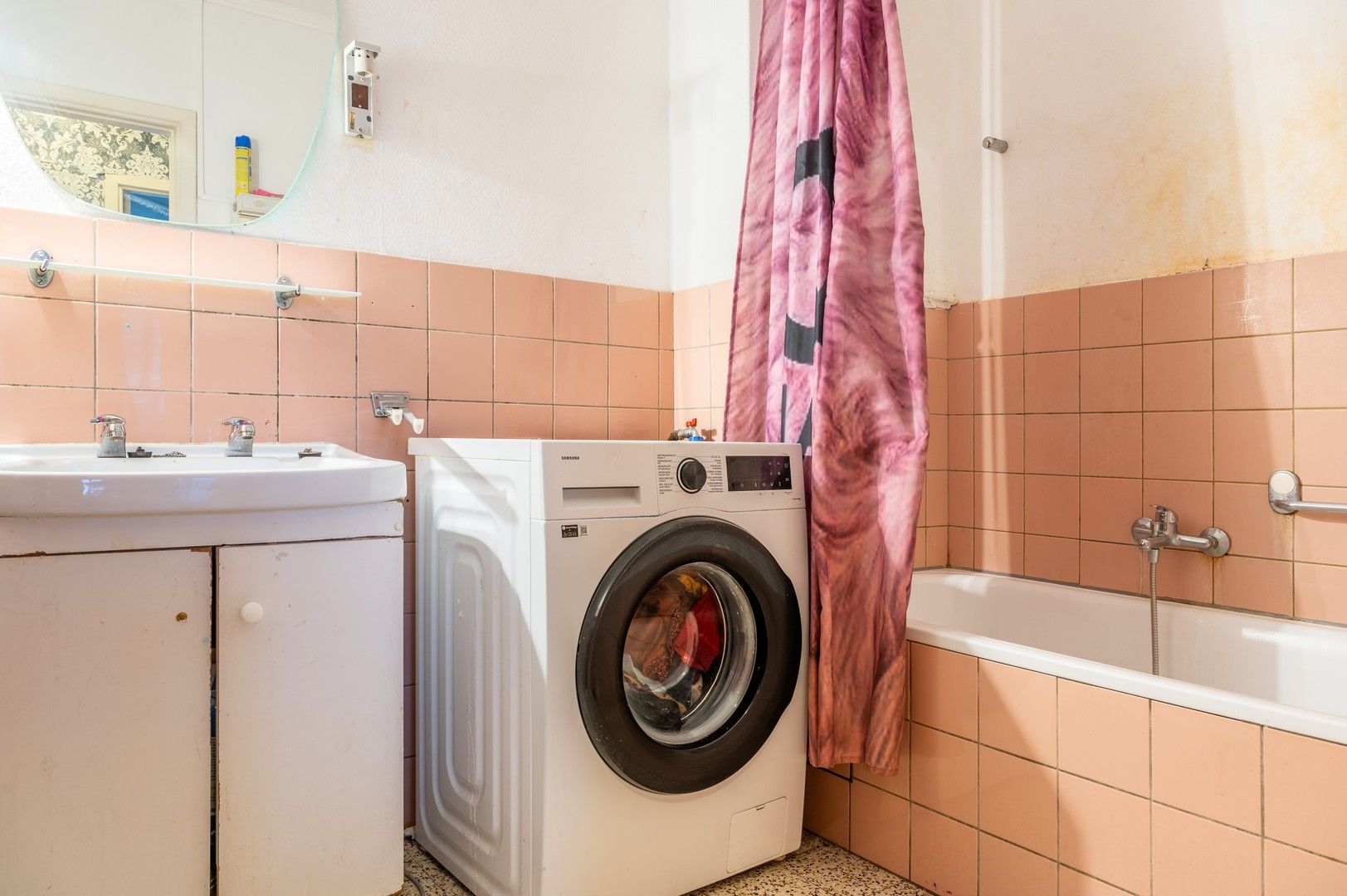 Te renoveren appartement op toplocatie! foto 10