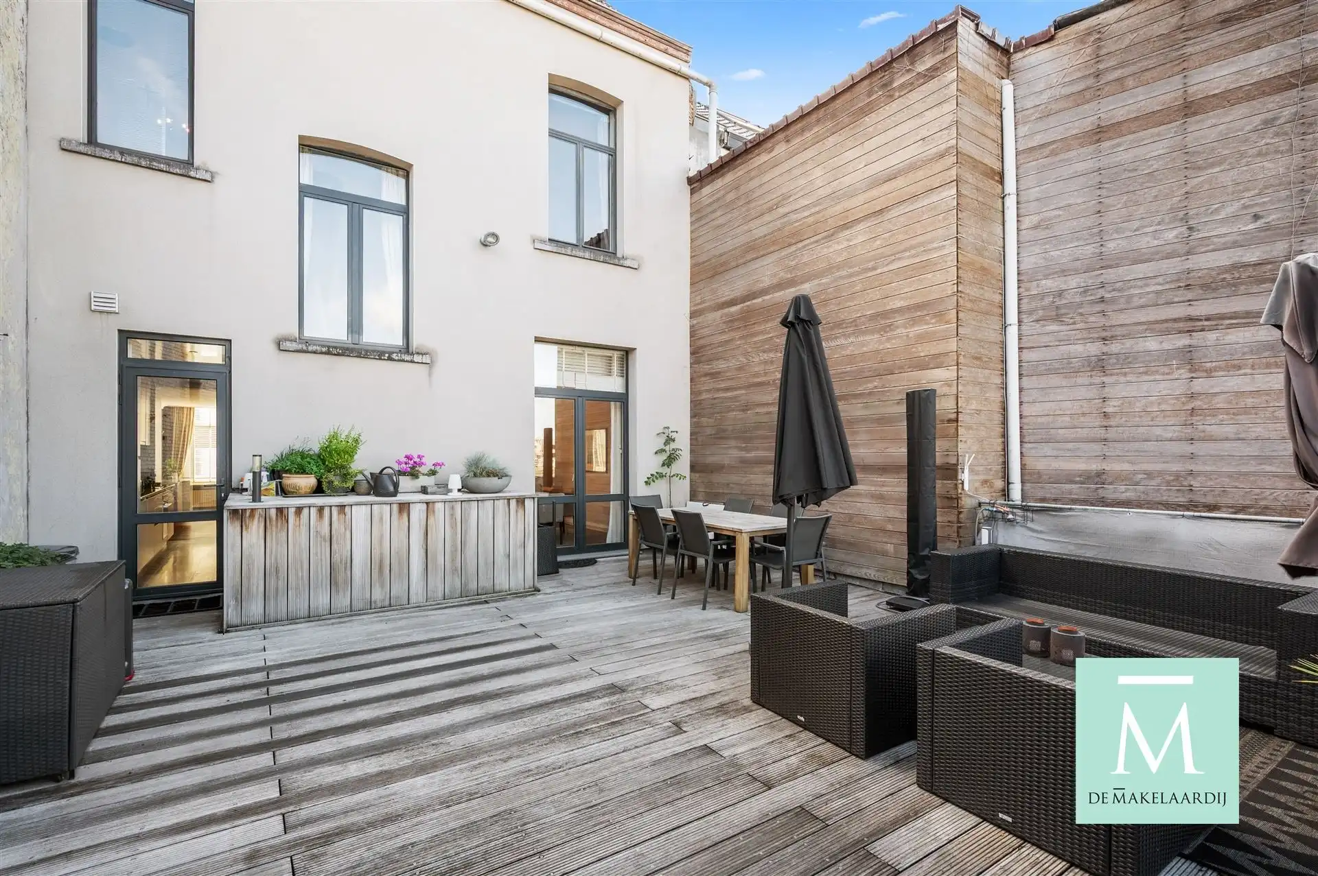 Prachtige handelswoning met overdekte garage nabij de vaart te Mechelen foto 14