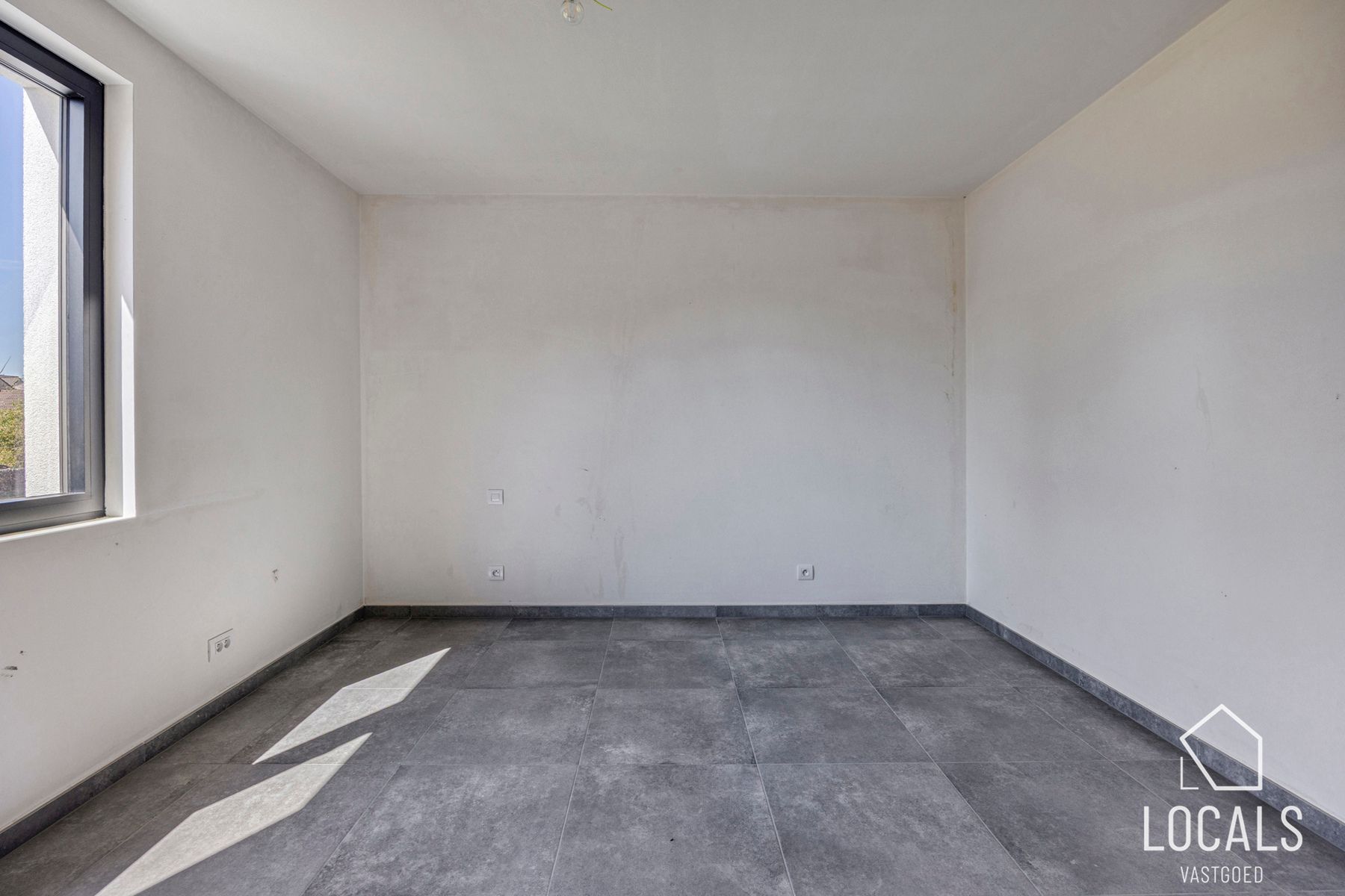Prachtige nieuwbouwwoning op 642m² met zuidgerichte tuin foto 17