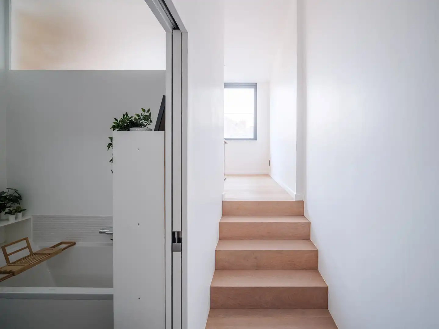 Opvallende luxerenovatie met 3 slaapkamers foto 5