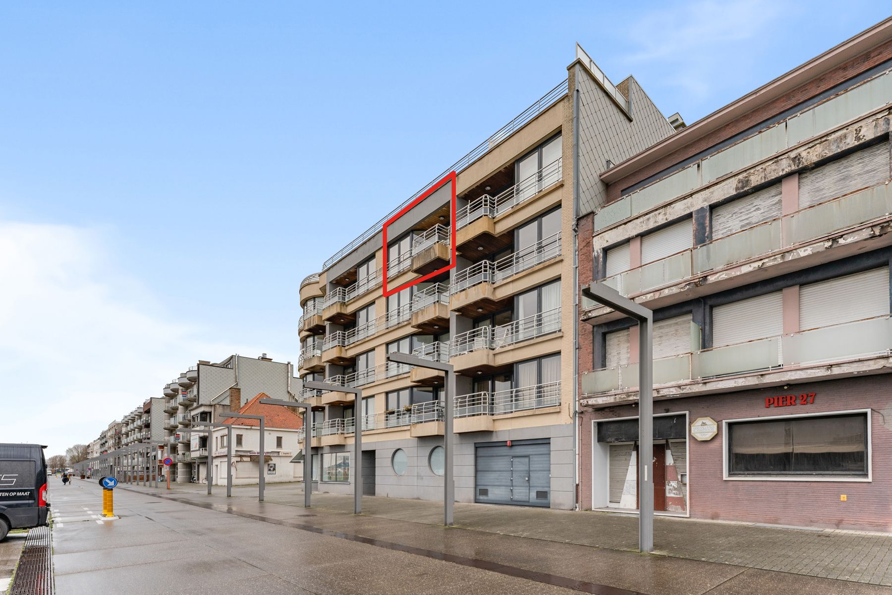 TE KOOP - appartement met prachtig zicht op de jachthaven  foto {{pictureIndex}}