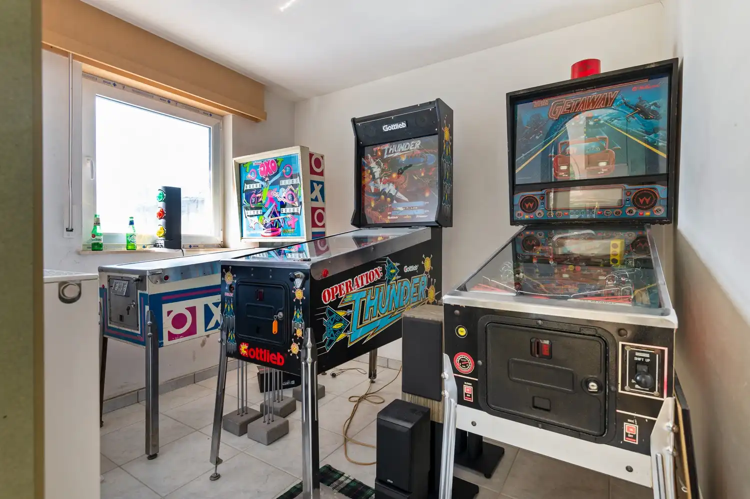 Vrijstaande woning met 2 slaapkamers, inpandige garage en tuin te Wijnegem! foto 8