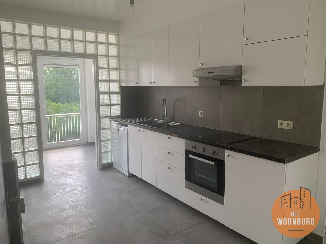 Appartement 5e Verd. foto 3