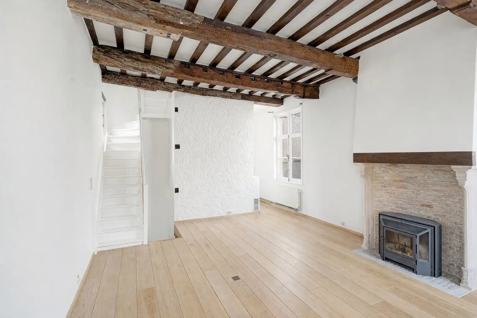 Charmante woning aan het Sint-Annaplein te Brugge foto 2