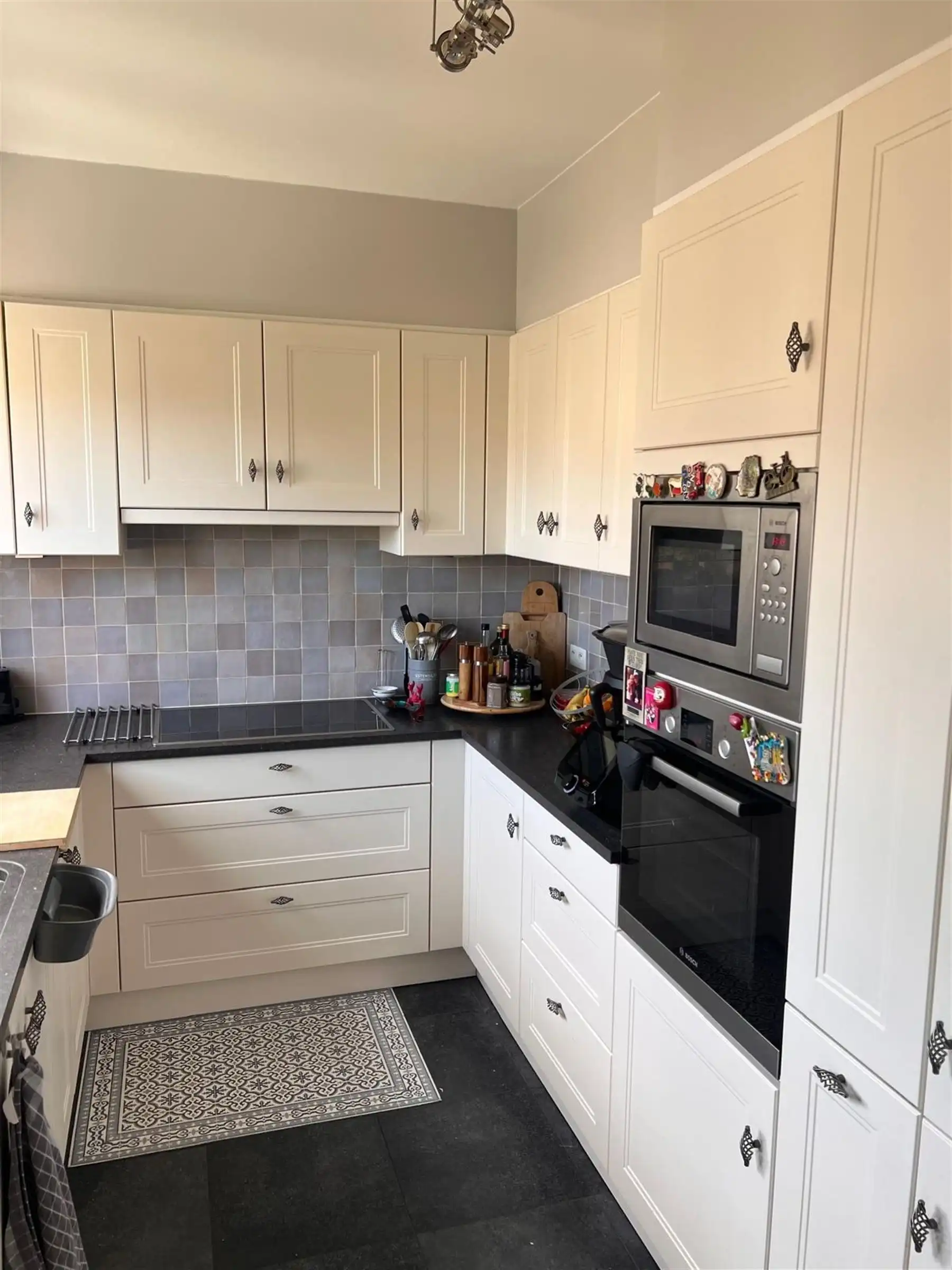 Ruim en stijlvol appartement te huur in Residentie IJsfabriek, centrum Strombeek-Bever foto 4