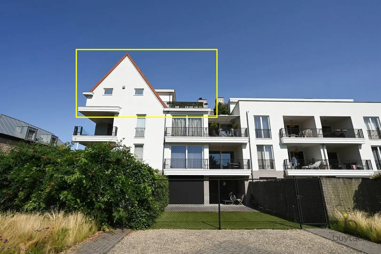 LUXE PENTHOUSE MET RUIM ZUIDTERRAS NABIJ SCHILDE-DORP! foto {{pictureIndex}}