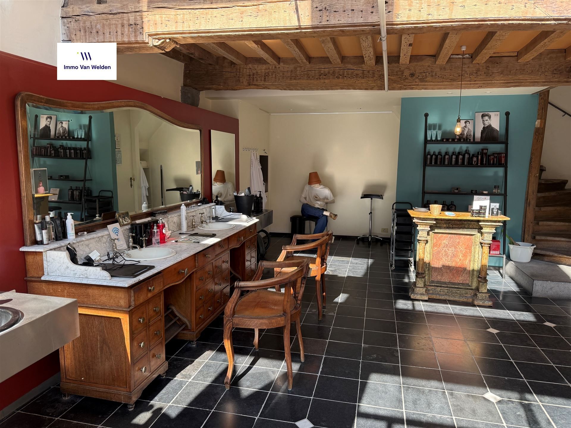 Prachtig handelspand in hartje Oudenaarde foto 2